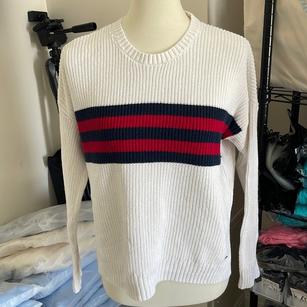 Sweater - Picture 1 of 4
